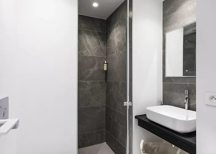 Daire Ref 1432 - 3 Bedroom For Rent Centre Cannes