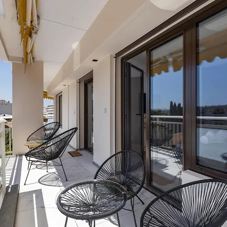 Ref 1432 - 3 Bedroom For Rent Centre *